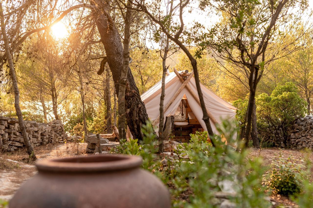 Cachee - Glamping Vrboska
